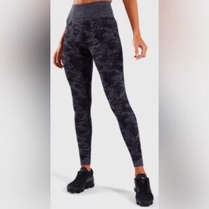 Gymshark Adapt Seamless Camo Leggings, Black/Gray, Size S, NWOT
